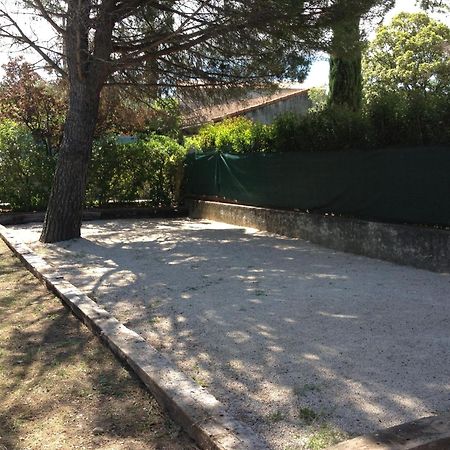 Hotel Le Petit Manoir Logis Les Angles  Exterior foto