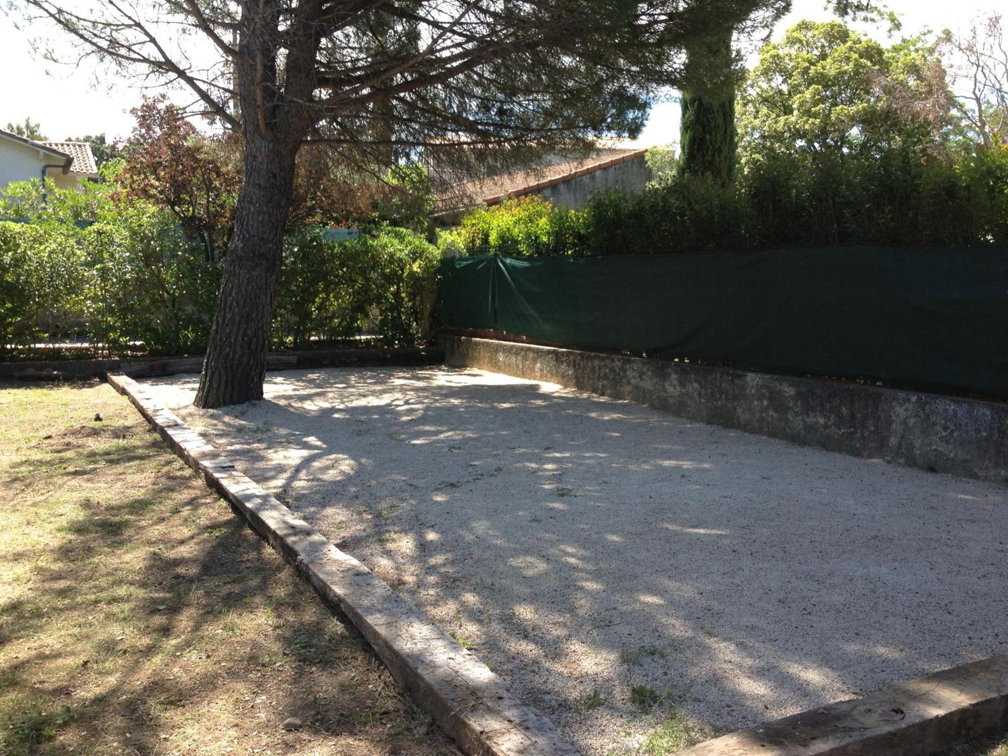 Hotel Le Petit Manoir Logis Les Angles  Exterior foto